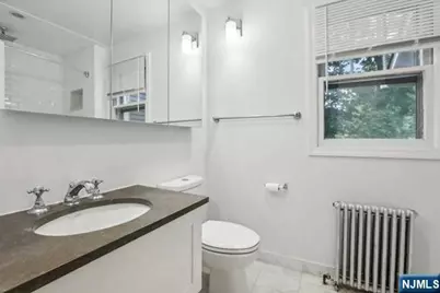 261 W Saddle River Road, Upper Saddle River, NJ 07458 - Photo 28