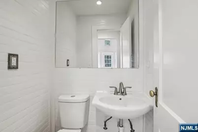 261 W Saddle River Road, Upper Saddle River, NJ 07458 - Photo 38