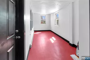 135 23rd Ave, Paterson, NJ 07513 - Photo 28
