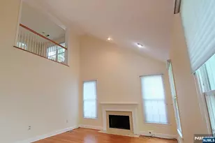 6 Schindler Ct, Upper Saddle River, NJ 07458 - Photo 4