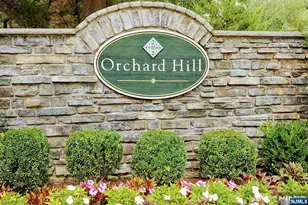 6 Schindler Ct, Upper Saddle River, NJ 07458 - Photo 2