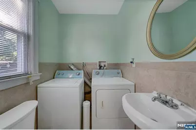 98 22nd Street, East Orange, NJ 07017 - Photo 16