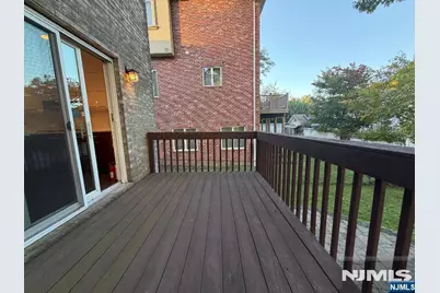 217 Slocum Way, Fort Lee, NJ 07024 - Photo 8