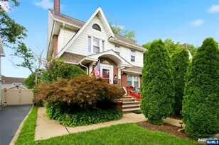 351 W Griggs Ave, Teaneck Township, NJ 07666 - Photo 4