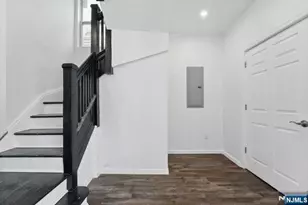 64 Chelsea, Newark, NJ 07208 - Photo 8