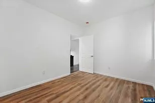64 Chelsea, Newark, NJ 07208 - Photo 10