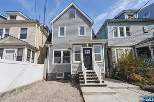 64 Chelsea, Newark, NJ 07208 - Photo 1