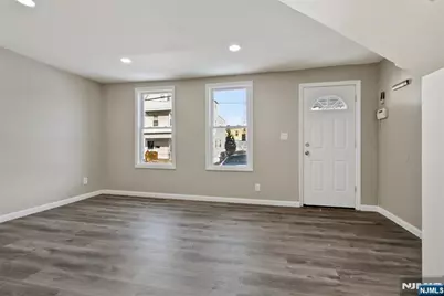 11 Tichenor, Irvington, NJ 07111 - Photo 2