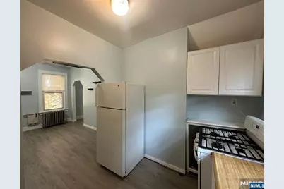 412 Broad Street 1R #1R, Bloomfield, NJ 07003 - Photo 10