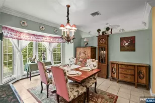 4 Windsor Ct, Saddle River, NJ 07458 - Photo 4