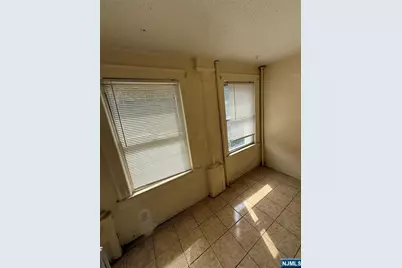1515 Manhattan Avenue, Union City, NJ 07087 - Photo 4