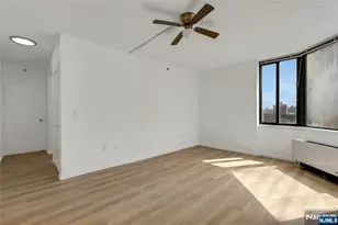 45 River Dr 702, Jersey City, NJ 07310 - Photo 36