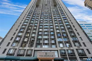 45 River Dr 702, Jersey City, NJ 07310 - Photo 2