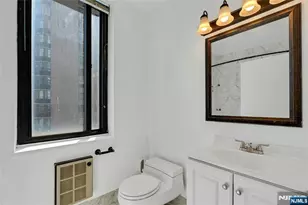 45 River Dr 702, Jersey City, NJ 07310 - Photo 32