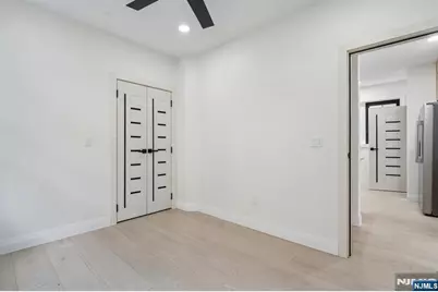 423 Aurora Avenue 1 #1, Cliffside Park, NJ 07010 - Photo 20