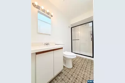 31 Lockley Court, Wayne, NJ 07470 - Photo 18