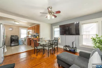 53 Murray Hill Terrace, Bergenfield, NJ 07621 - Photo 10
