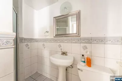 53 Murray Hill Terrace, Bergenfield, NJ 07621 - Photo 8