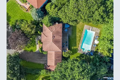 19 Thornhill Drive, Ramsey, NJ 07446 - Photo 32