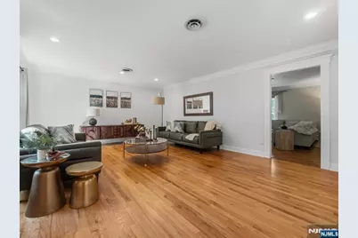 19 Thornhill Drive, Ramsey, NJ 07446 - Photo 4
