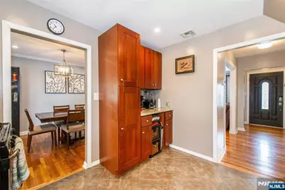 24 Lennon Place, Clifton, NJ 07013 - Photo 10