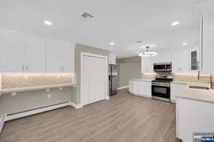 47 Doral Dr, Berkeley, NJ 08757 - Photo 10