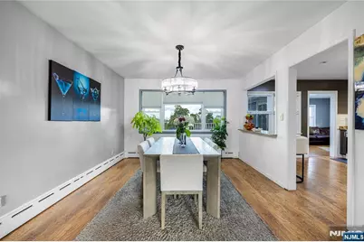 12 Lois Avenue, Clifton, NJ 07014 - Photo 8