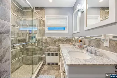 12 Lois Avenue, Clifton, NJ 07014 - Photo 16