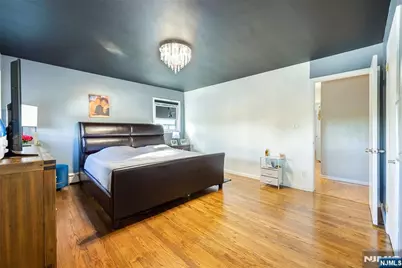 12 Lois Avenue, Clifton, NJ 07014 - Photo 10