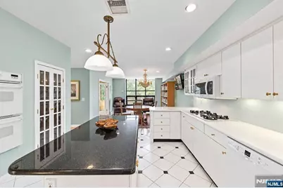 2 Sutton Place, Englewood, NJ 07631 - Photo 22
