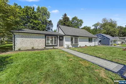 19 Ferndale Road, Wayne, NJ 07470 - Photo 2