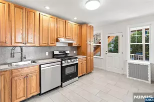 41 Central Ave 41 A, Rochelle Park Township, NJ 07662 - Photo 6