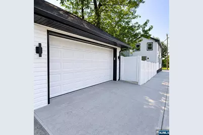 290 20th, Newark, NJ 07103 - Photo 1