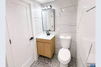 290 20th, Newark, NJ 07103 - Photo 8