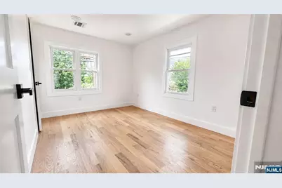 290 20th, Newark, NJ 07103 - Photo 24