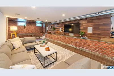 228 Watchung Avenue, Montclair, NJ 07043 - Photo 40
