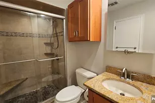 105 Newark Pompton 13, Pequannock Township, NJ 07440 - Photo 8