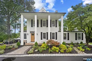 415 Lincoln Ave, Glen Rock, NJ 07452 - Photo 2