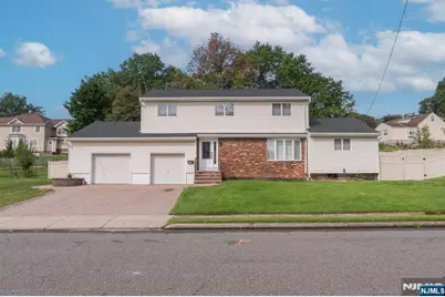 10 Evelyn Terrace, Wayne, NJ 07470 - Photo 2