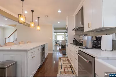 10 Evelyn Terrace, Wayne, NJ 07470 - Photo 6