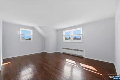 55 Marconi Street 2 #2, Clifton, NJ 07013 - Photo 4