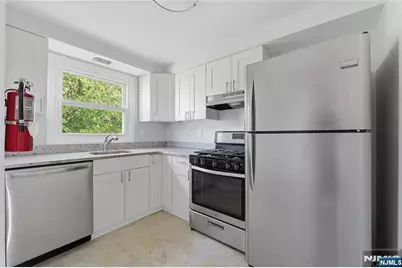 55 Marconi Street 2 #2, Clifton, NJ 07013 - Photo 10