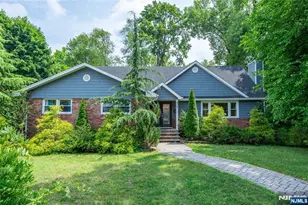 375 Queens Ct, Ridgewood, NJ 07450 - Photo 44