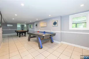 375 Queens Ct, Ridgewood, NJ 07450 - Photo 38