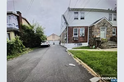 230 Martha Avenue, Elmwood Park, NJ 07407 - Photo 4
