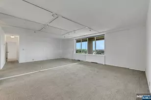 3 Horizon Road 1406, Fort Lee, NJ 07024 - Photo 18