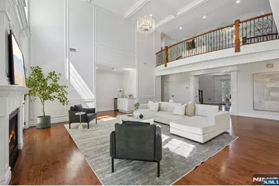707 Black Hawk Lane, Franklin Lakes, NJ 07417 - Photo 8