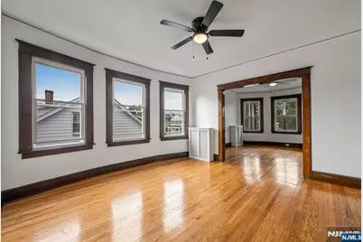 18 Unit 2 Lincoln Avenue 2 #2, Little Falls Township, NJ 07424 - Photo 8