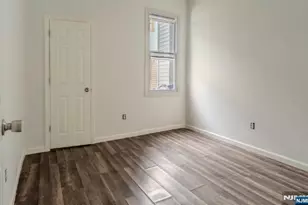 324 14th Ave, Newark, NJ 07103 - Photo 4