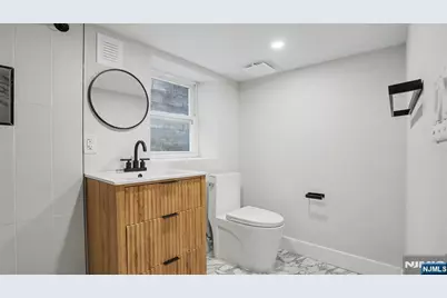 135 Bergen Avenue, Kearny, NJ 07032 - Photo 22